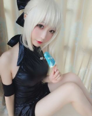 久久精品视频在线播放